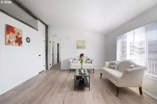 365 SW 7th Ave, Mill City, OR 97360 - Photo 5