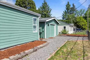 365 SW 7th Ave, Mill City, OR 97360 - Photo 29