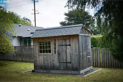 1735 N Elm St, Coquille, OR 97423 - Photo 39