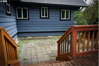 1735 N Elm St, Coquille, OR 97423 - Photo 37