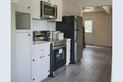 1735 N Elm St, Coquille, OR 97423 - Photo 13