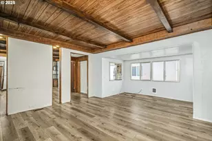 2145 31st St, Springfield, OR 97477 - Photo 7