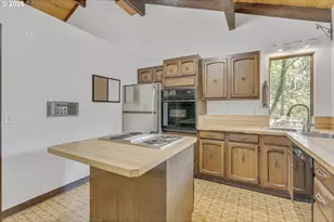 335 NW 112th Ave, Portland, OR 97229 - Photo 13