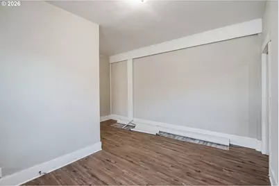 2214 5th St, Tillamook, OR 97141 - Photo 9