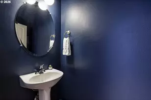 2150 NE Multnomah St, Portland, OR 97232 - Photo 17