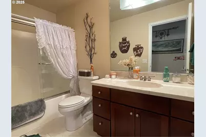 1584 NW Avery St, Roseburg, OR 97471 - Photo 35