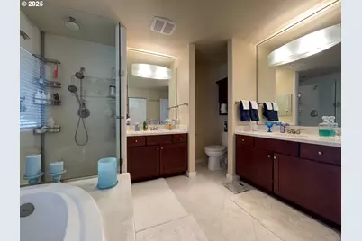 1584 NW Avery St, Roseburg, OR 97471 - Photo 25