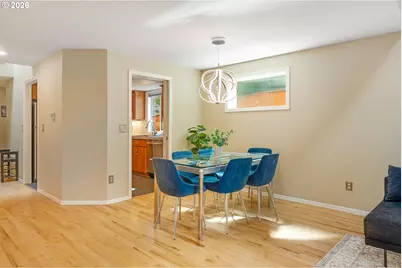 2727 NW Upshur St, Portland, OR 97210 - Photo 13