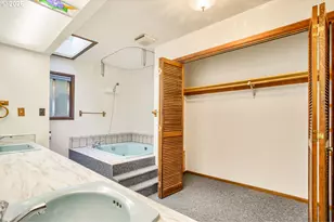 28250 SW Farmington Rd, Hillsboro, OR 97123 - Photo 15