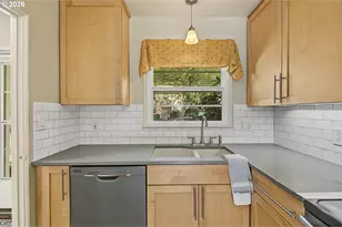 6810 NE Hancock St, Portland, OR 97213 - Photo 13