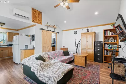 1321 SE Mill St, Roseburg, OR 97470 - Photo 23