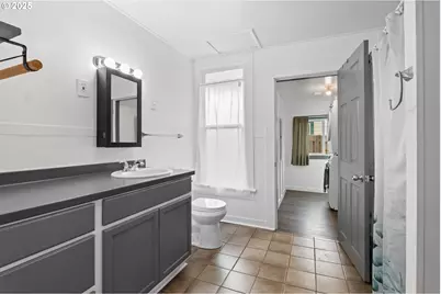 1321 SE Mill St, Roseburg, OR 97470 - Photo 13