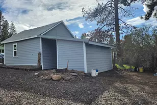 80199 Emigrant St, Wamic, OR 97063 - Photo 17