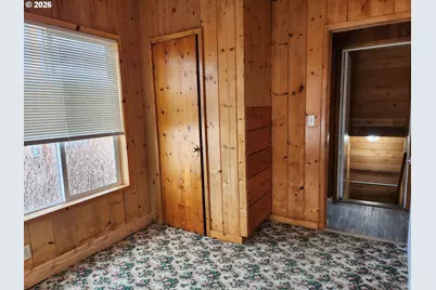 80199 Emigrant St, Wamic, OR 97063 - Photo 9