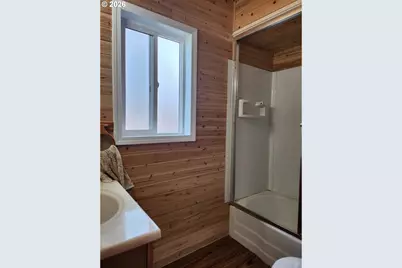 80199 Emigrant St, Wamic, OR 97063 - Photo 11