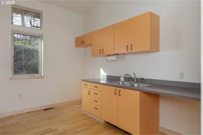 3235 3239 Cascade Ave, Hood River, OR 97031 - Photo 11