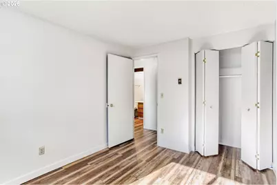 650 SW Meadow Dr #219, Beaverton, OR 97006 - Photo 15