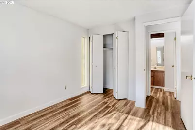 650 SW Meadow Dr #219, Beaverton, OR 97006 - Photo 17