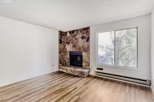 650 SW Meadow Dr, Beaverton, OR 97006 - Photo 7