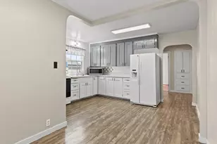 1909 Washington Way, Longview, WA 98632 - Photo 11