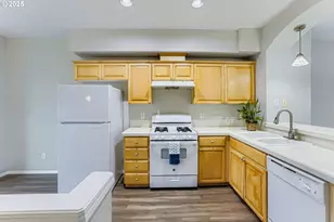 17083 SW Berkeley Ln, Beaverton, OR 97003 - Photo 11