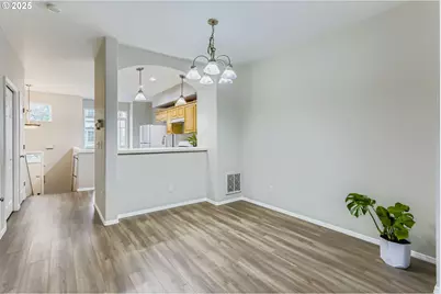 17083 SW Berkeley Ln, Beaverton, OR 97003 - Photo 9