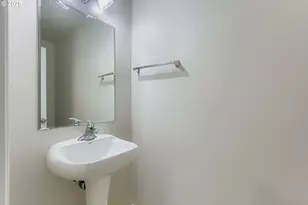 17083 SW Berkeley Ln, Beaverton, OR 97003 - Photo 25