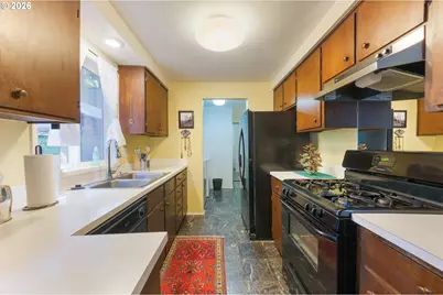 4425 Hilyard St, Eugene, OR 97405 - Photo 11