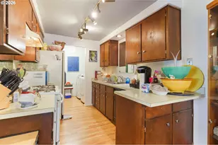 4425 Hilyard St, Eugene, OR 97405 - Photo 25