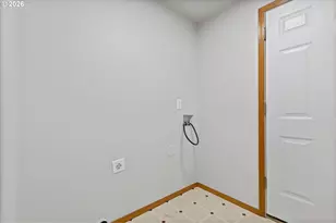 13034 SE Sherman St, Portland, OR 97233 - Photo 13