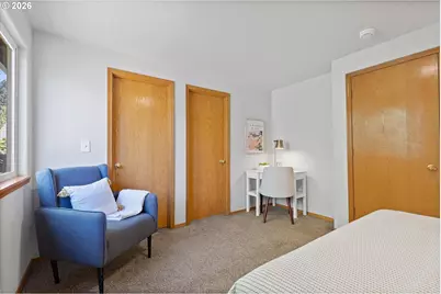 13034 SE Sherman St, Portland, OR 97233 - Photo 19