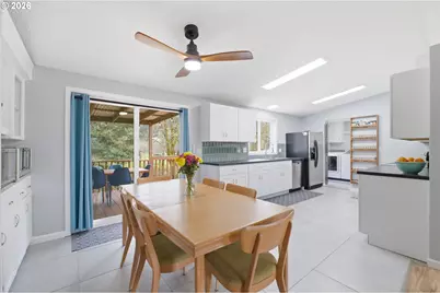 420 NW Rainwater Ln, Albany, OR 97321 - Photo 11