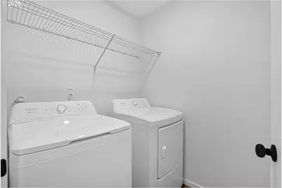 527 Upland Ave, Woodburn, OR 97071 - Photo 27