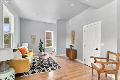 2055 N Wygant St, Portland, OR 97217 - Photo 5