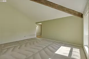 5751 NE Haystack St, Hillsboro, OR 97124 - Photo 5