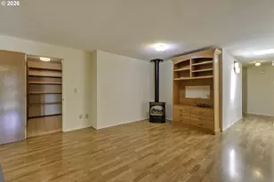 5751 NE Haystack St, Hillsboro, OR 97124 - Photo 15