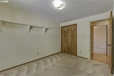 5751 NE Haystack St, Hillsboro, OR 97124 - Photo 23