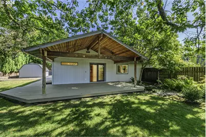 5751 NE Haystack St, Hillsboro, OR 97124 - Photo 29