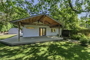 5751 NE Haystack St, Hillsboro, OR 97124 - Photo 29