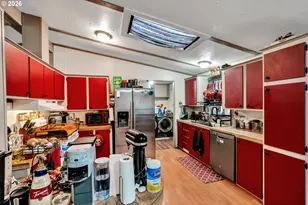 5400 Meeker Dr, Kalama, WA 98625 - Photo 11