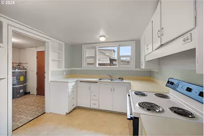 2709 E 16th Ave, Eugene, OR 97403 - Photo 9