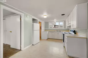 2709 E 16th Ave, Eugene, OR 97403 - Photo 7