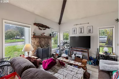 2709 E 16th Ave, Eugene, OR 97403 - Photo 29