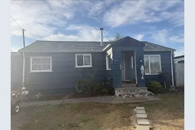 1704 Maple St, Myrtle Point, OR 97458 - Photo 1
