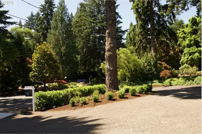 9615 SW Omara St, Portland, OR 97223 - Photo 13