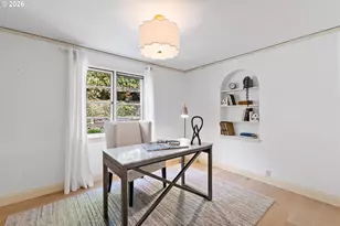 2430 Summit Ct, Lake Oswego, OR 97034 - Photo 23