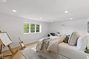 2430 Summit Ct, Lake Oswego, OR 97034 - Photo 31