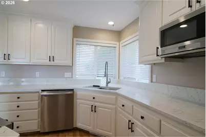 300 Spinnaker Way, Columbia City, OR 97018 - Photo 13