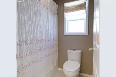 300 Spinnaker Way, Columbia City, OR 97018 - Photo 31