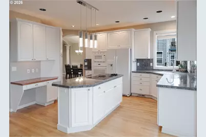 11041 SE Henderson Dr, Portland, OR 97266 - Photo 7